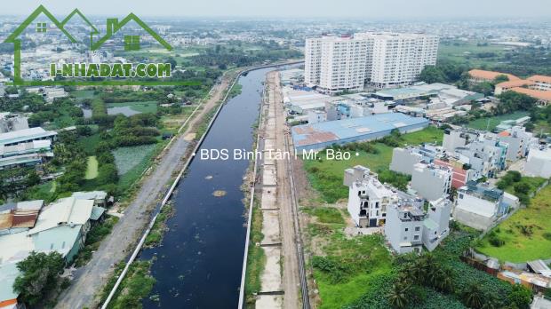 50.	Bán Đất Đầu Tư Mặt Tiền Đường 20m Kênh Tham Lương 80m2 Giá Tốt 4,65 Tỷ SHR - 1