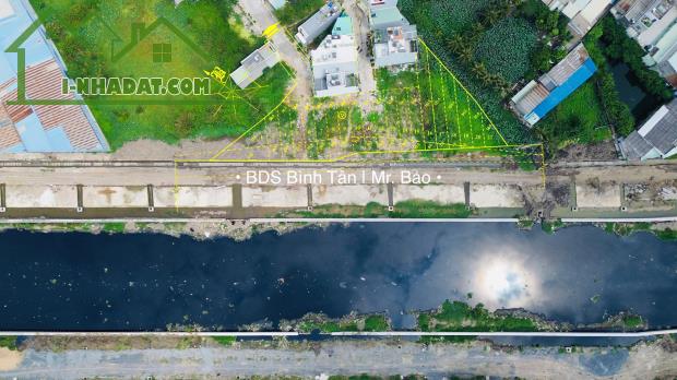 50.	Bán Đất Đầu Tư Mặt Tiền Đường 20m Kênh Tham Lương 80m2 Giá Tốt 4,65 Tỷ SHR - 3