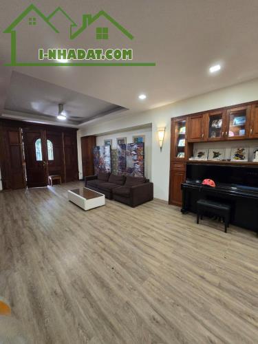 Biệt thự Ba Đình - khu VIP biệt lập - 114m 5 tầng - chỉ 38.4 tỷ - 2