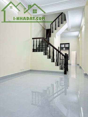 Ngọc Thuỵ Long biên 42m 4t giá 8.8 tỷ ô tô qua nhà - 3