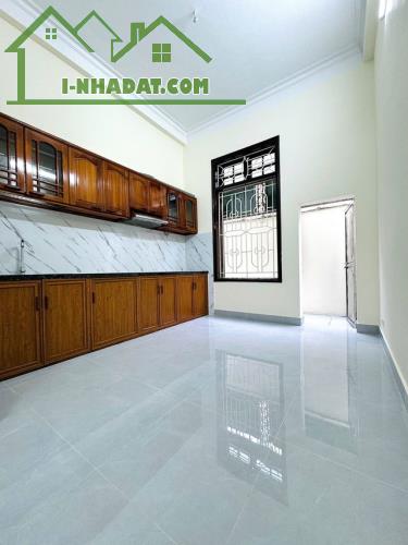 Ngọc Thuỵ Long biên 42m 4t giá 8.8 tỷ ô tô qua nhà - 5
