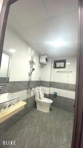 nhà 5 tầng - 5 m ra ô tô tránh - đép nhất đức giang  - vị trí cực đẹp - 2