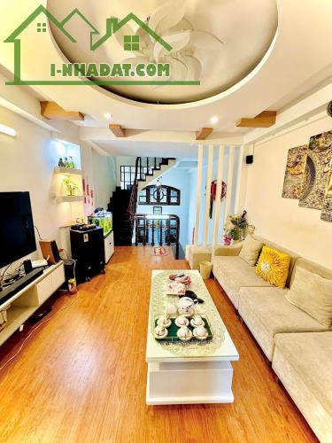 NHÀ VŨ TRỌNG PHỤNG - HAI MẶT NGÕ Diện tích 33m2 5 tầng mặt tiền 3.4m Giá 9 tỷ - 1