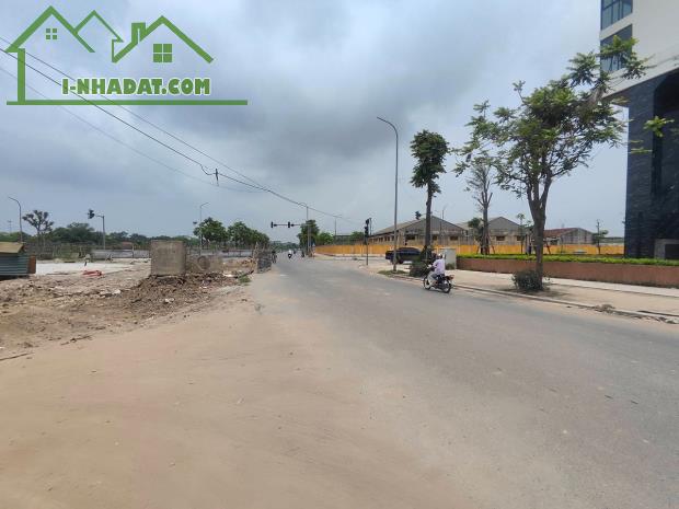 Bán đất mặt phố Tân Thuỵ Phúc Đồng 230m mt 10m giá 51 tỷ ô tô tránh - 1