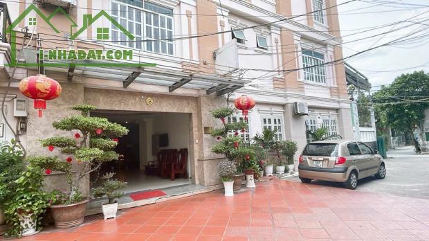PHẠM VĂN ĐỒNG - 550m2 - VIEW SÔNG - 80 TỈ - 2