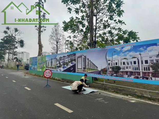 Chính chủ bán lô lk tại KĐT Thanh Hà:
- A2.7LK10-16
Dt 90m2, hướng TN, nhìn vh.Khu vực - 1