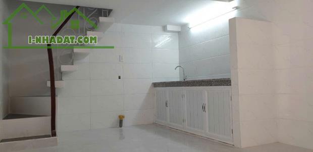 !!! Chủ Kẹt Bán Gấp Hẻm Ba Gác Hòa Hưng Quận 10 !!!! Chỉ 3.x tỷ !!!Siêu Rẻ!!! Siêu Đầu tư - 2