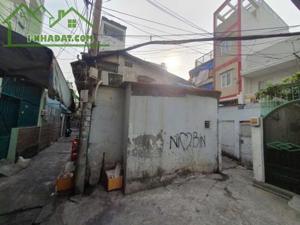 !!! Bán Gấp Hẻm Ba Gác Hòa Hưng Quận 10 !!!! Chỉ 5.x tỷ !!! Sang tên ngay !!! - 1