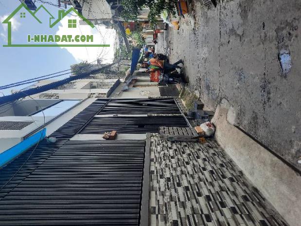 NHÀ GÓC 2 MẶT HẺM – SÁT NGÃ TƯ HÀNG XANH – GẦN QUẬN 1 – GIÁ CHỈ 4.95 TỶ