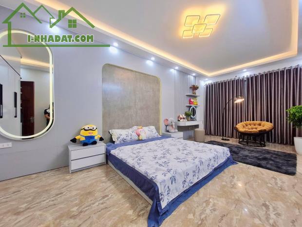 BÁN NHÀ RIÊNG TẠI PHỐ KIM GIANG, Ô TÔ 7 CHỖ QUA NHÀ, 45M2, GẦN PHỐ, 10.9 TỶ - 2