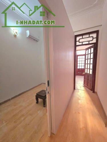 LÔ GÓC - NHÀ ĐẸP - VỊ TRÍ THOÁNG SÁNG! 🏠  Giá bán: 6.9 tỷ  Địa chỉ: Ngõ 66 Đình Đông (Bạ - 1