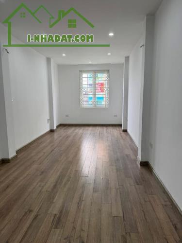 MẶT NGÕ PHẠM NGỌC THẠCH - ÔTÔ TRÁNH, VỈA HÈ KINH DOANH - GIÁ 12 TỶ - 2