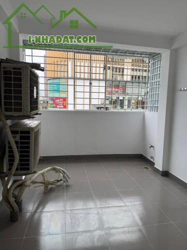 MẶT NGÕ PHẠM NGỌC THẠCH - ÔTÔ TRÁNH, VỈA HÈ KINH DOANH - GIÁ 12 TỶ - 3
