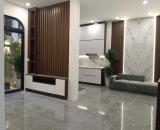 Hạ 1 tỷ nhà 50m ra phố Lạc Long Quân Cầu Giấy ngõ to thông 5T 48m2 MT 5.2m đủ nội thất