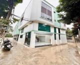 Nhà 5 tầng nằm mặt ngõ, ô tô vào, cách trục chính chỉ 30m. Không mua căn này thì thật sự t