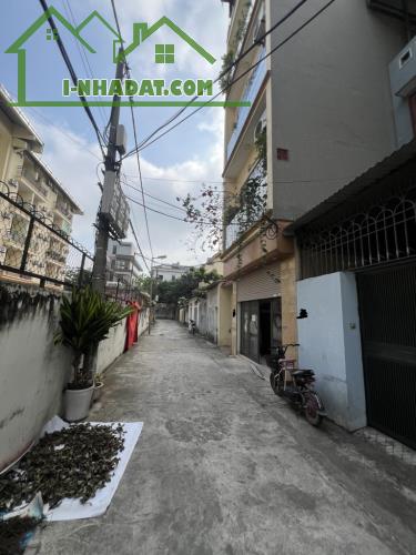 BÁN ĐẤT TẶNG NHÀ TƯ ĐÌNH – Ô TÔ VÀO TẬN ĐẤT – 137m² - MT 4,4M – GIÁ CHỈ 17,5 TỶ