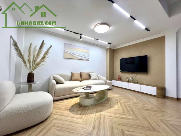 Bán nhà riêng phân lô quân đội Hoàng Văn Thái, gần ô tô, thoáng rộng, 42m2 x 4t chỉ 8.58Tỷ - 1