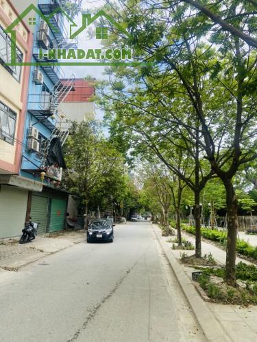 +PHÂN LÔ Ô TÔ - 7 TẦNG THANG MÁY - VIEW VƯỜN HOA!GIÁ CHƯA ĐẾN 15 TỶ! + Vị trí quá đỉnh, kh