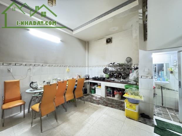 Bán nhà 2 tầng, 137m², 5PN, 5WC, Q.9, 7.95 tỷ, sổ hồng - 3