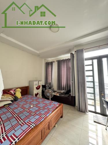 Bán nhà 2 tầng, 137m², 5PN, 5WC, Q.9, 7.95 tỷ, sổ hồng - 1