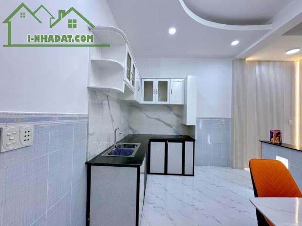 Kẹt tiền bán gấp nhà đường Đường Võ Văn Ngân, P. Bình Thọ, Quận Thủ Đức. sổ hồng riêng. Gi - 1