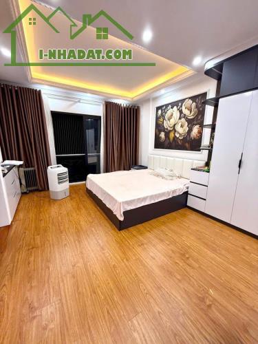 NHÀ ĐẸP TÂY SƠN Ở NGAY - TRUNG TÂM ĐỐNG ĐA DT 31m2 6 tầng MT 6.2m Giá 9.7 tỷ - 3