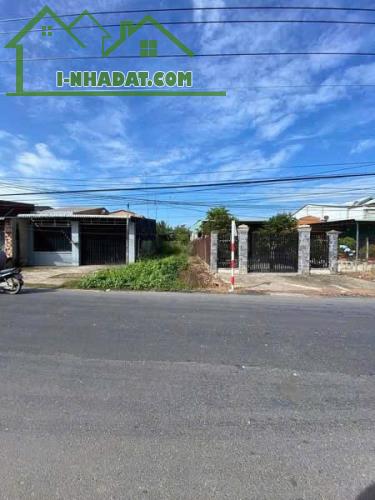 Cần bán mảnh đất mặt tiền đường nhựa 28m, giá chỉ 525 triệu shr - 1