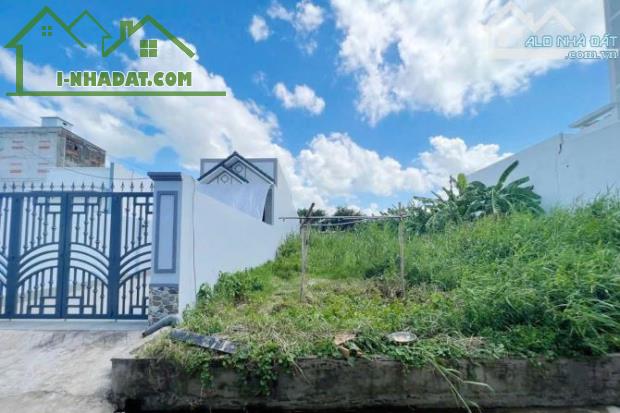 Kẹt tiền bán gấp lô đất Thổ Củ ngay gần CHợ Việt Kiều CỦ Chi, 570 triệu sang tên, 5x32m