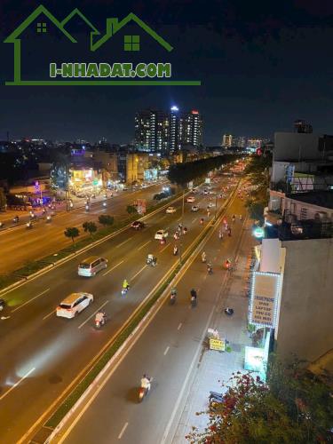 Bán Toà Nhà CHDV Mặt Tiền Đường Phạm Văn Đồng, Phường 01, Quận Gò vấp, Hồ chí Minh - 3