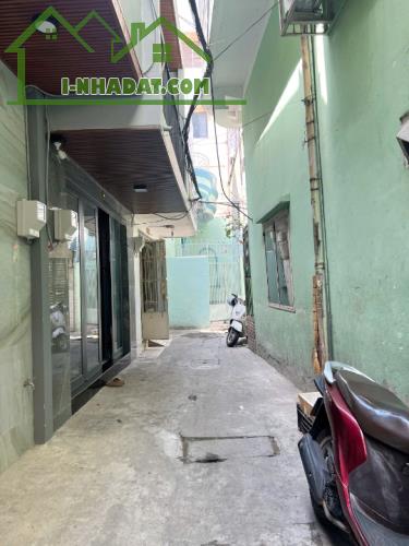 Nhà góc 3 tầng nở hậu hẻm thẳng đường Dương Bá Trạc P1Q8. Giá 5 tỷ TL - 2
