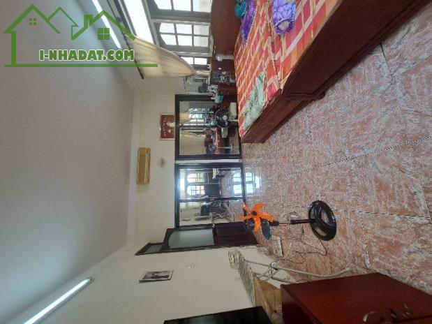 Bán gấp nhà biệt thự mặt tiền Hoàng Quốc Việt 650m2, ngang khủng 13m, SHR, chỉ 87 tỷ. - 4