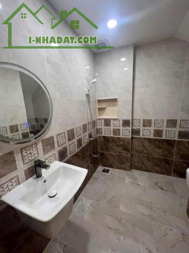 GIÁ MỀM NHẤT QUẬN 1:17.8 TỶ - Võ Văn Kiệt - Phường Cầu Ông Lãnh - NHÀ XÂY MỚI 100% DIỆN