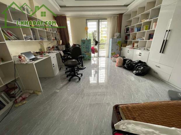 BÁN NHÀ LIỀN KỀ NGUYỄN TUÂN THANH XUÂN, TRỤC CHÍNH KINH DOANH SẦM UẤT, DT: 98M2,GIÁ 36 TỶ - 3