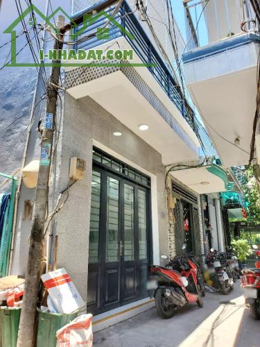 Bán nhà hẻm 779 đường QL50 Bình Hưng B/C, gần bến xe Q8