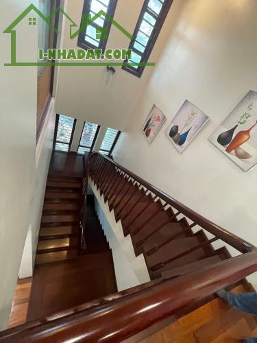 SIÊU PHẨM BIỆT THỰ SÁT HỒ VĂN QUÁN - HÀ ĐÔNG - ĐẲNG CẤP THƯỢNG LƯU - VỈA HÈ RỘNG -MẶT TIỀN - 3