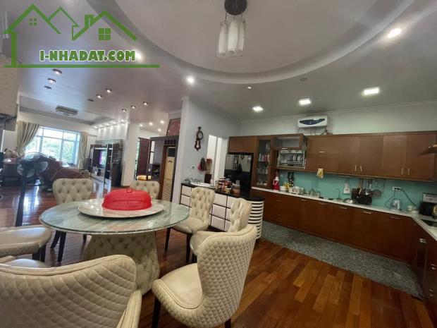 SIÊU PHẨM BIỆT THỰ SÁT HỒ VĂN QUÁN - HÀ ĐÔNG - ĐẲNG CẤP THƯỢNG LƯU - VỈA HÈ RỘNG -MẶT TIỀN - 5