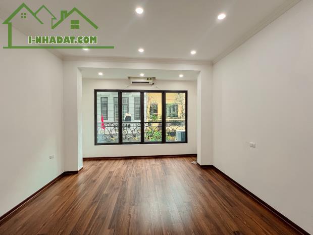 PHÂN LÔ QUÂN ĐỘI – Ô TÔ TRÁNH – THANG MÁY – KINH DOANH ĐỈNH- HOÀNG VĂN THÁI - 1