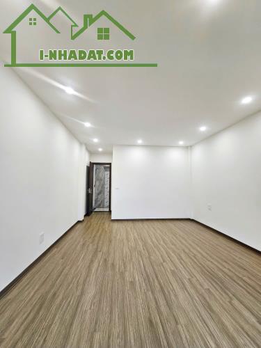 NHÀ ĐẸP PHÚC ĐỒNG MAI PHÚC – 5 TẦNG – THANG MÁY – 4 NGỦ – Ở NGAY –8,3TỶ - 3