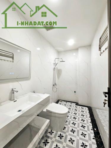 NHÀ ĐẸP PHÚC ĐỒNG MAI PHÚC – 5 TẦNG – THANG MÁY – 4 NGỦ – Ở NGAY –8,3TỶ - 5