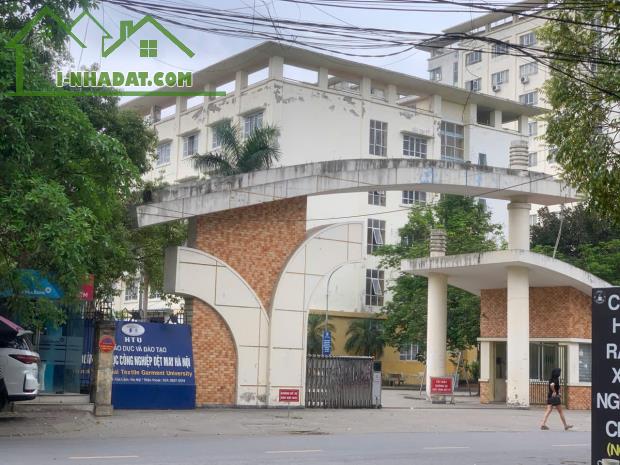 BÁN GẤP 198M KHU ĐÔ THỊ BẮC HÀ- PHƯỜNG XUÂN LÂM- THUẬN THÀNH- GIÁ 8 TỶ 300 TRIỆU.