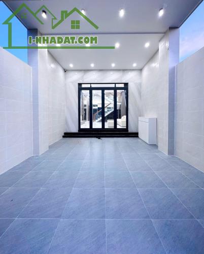 Bán Nhà MỚI XÂY 2 TỶ 600 TRIỆU DX144 BÌNH DƯƠNG GẦN BỆNH VIỆN HOÀN MỸ - 1