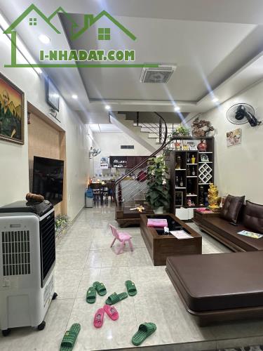 Bán nhà khu Quang Đàm, Sở Dầu, Hồng Bàng, Hải Phòng. Ô tô đỗ cửa. Chỉ 3,56 tỷ - 4