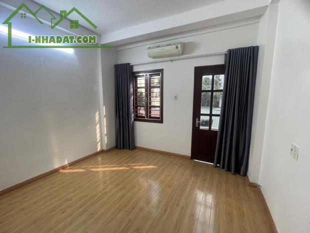 Bán nhà tuyệt đẹp 40m2, 4 tầng, dân xây, Thạch Bàn, Long Biên, ngõ nông - 1