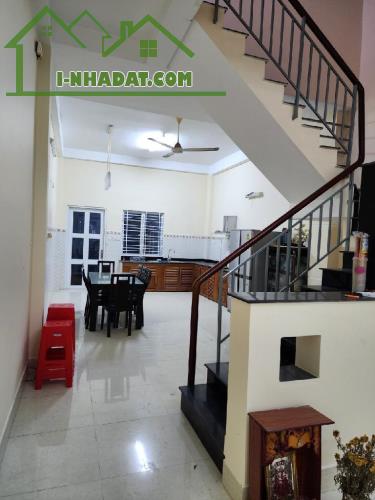 quận 8, ,lương văn can,ô tô ngủ nhà ,106m2 ,nhỉnh 8,x tỷ,