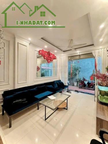 11 TRIỆU CHO THUÊ NHÀ PHỐ TRẠM GẦN AEON, Ô TÔ, 42M2 5PN, VĂN PHÒNG, Ở HỘ GIA ĐÌNH