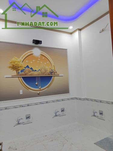 Nhà mới xây gần chợ Hóa An 3 tỷ/61 m2,/1 lầu 1 trệt 3 phòng ngủ - 3