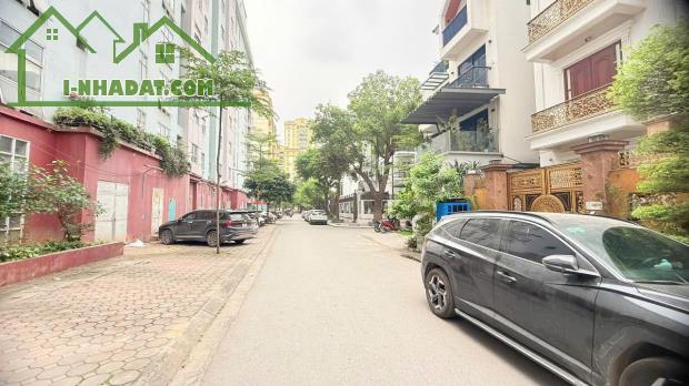 Cần bán Biệt thự Mễ Trì, Nam Từ Liêm, giá tốt, 2 căn liền nhau 216m, MT17.6m