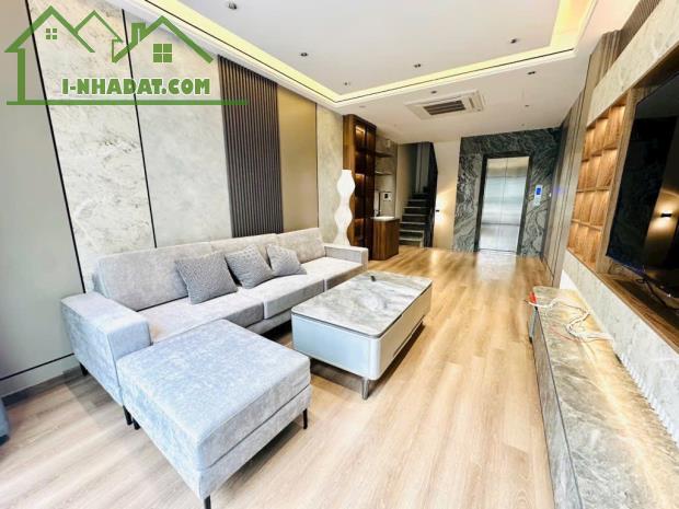 Nhà đẹp ở sướng. Thiết kế hiện đại full nội thất cực đỉnh