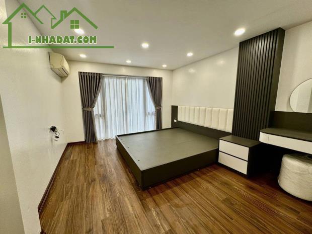 DÂN XÂY Đàm Quang Trung 45m,4 tầng,full nội thất,gần phố,ô tô đỗ cổng,chỉ hơn 8 tỷ - 3