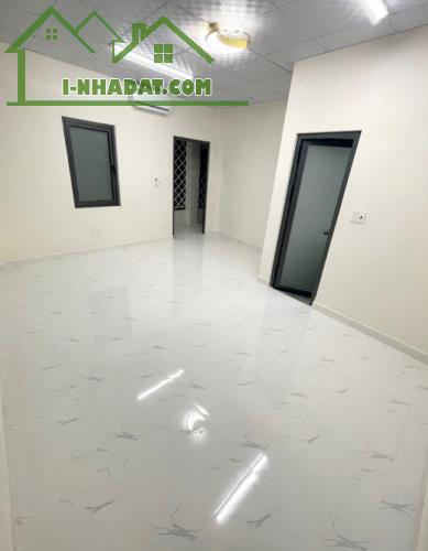 Bán nhà Q6 Đặng Nguyên Cẩn ngang 10m hoàn công đủ chỉ 5,x tỷ nhỏ - 1
